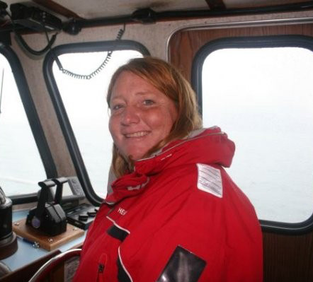 Kenai Fjords Tours Captain Tiffany Thomas received the 2014 Captain Elizabeth Gedney Passenger Safety Award for her heroic efforts. Photo courtesy of CATC.